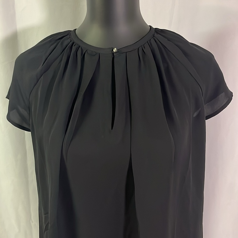 NWT Brooks Brother Black Short Sleeve Silk Keyhole Neck Blouse - Picture 4 of 16